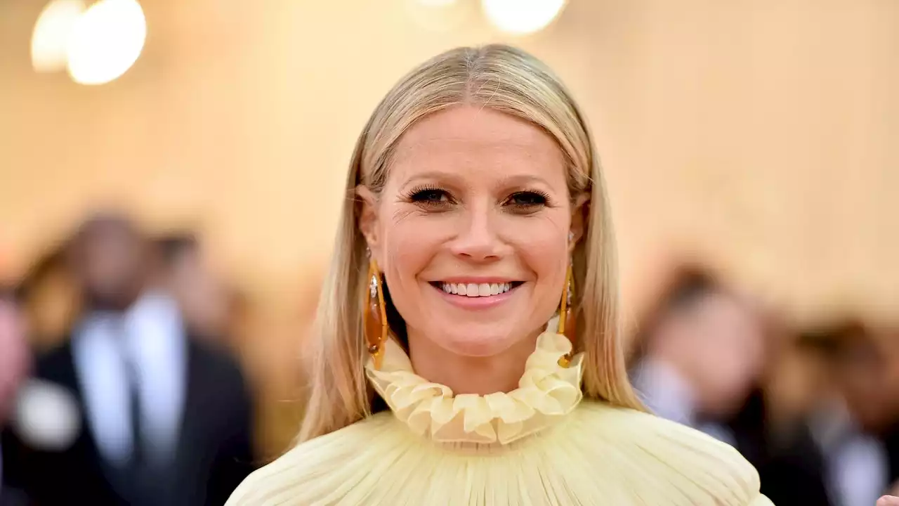 Gwyneth Paltrow Is the Leader of the Prairie Dress Cult