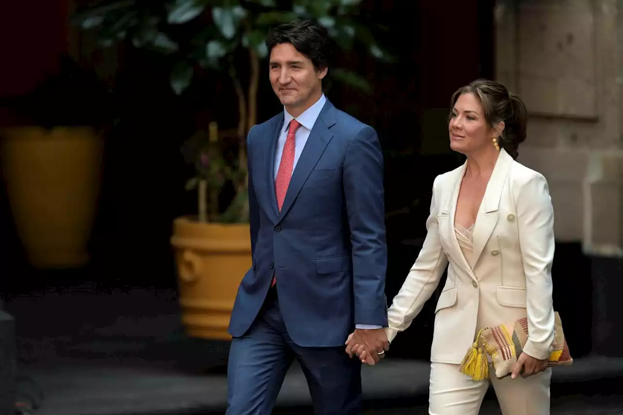 Politics Briefing: Justin Trudeau and Sophie Grégoire Trudeau announce separation