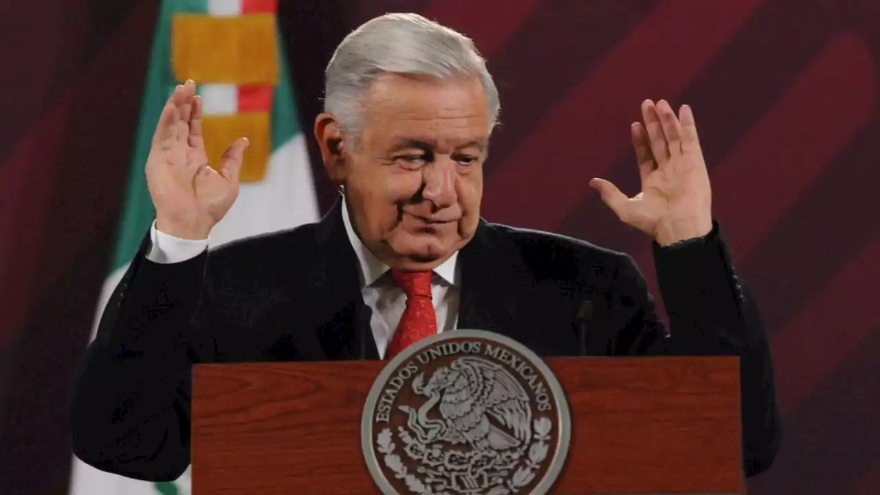 'Amanecí con ganas de tirar aceite': AMLO lanza una fuerte indirecta a la oposición