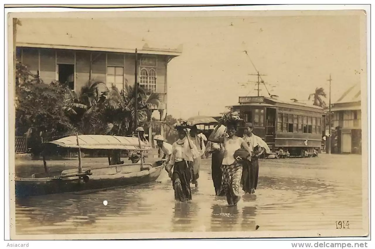 This is how Filipinos dealt with flood in the early 1900s