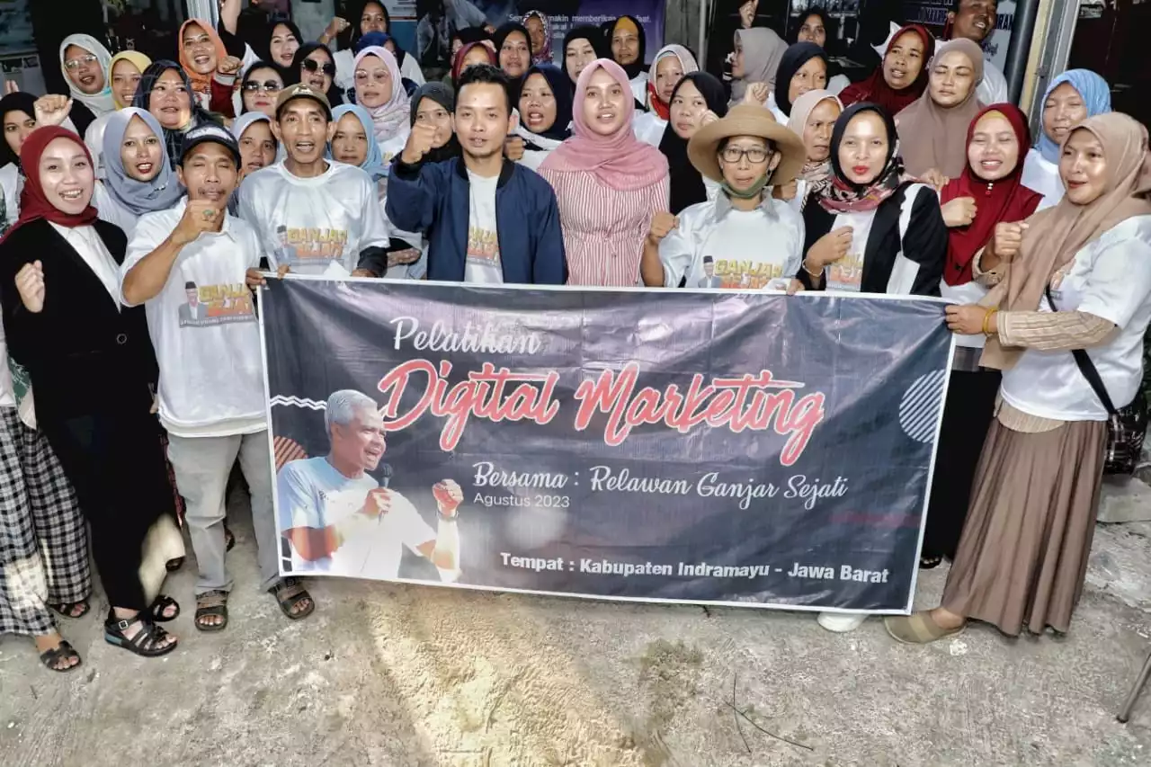 Ganjar Sejati Berikan Pelatihan Digital Marketing untuk Kaum Ibu di Indramayu