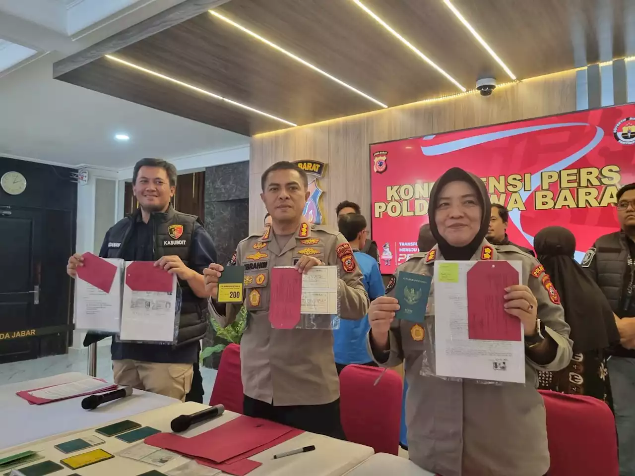 Polda Jabar Tangkap 3 Pelaku TPPO Tujuan Arab Saudi