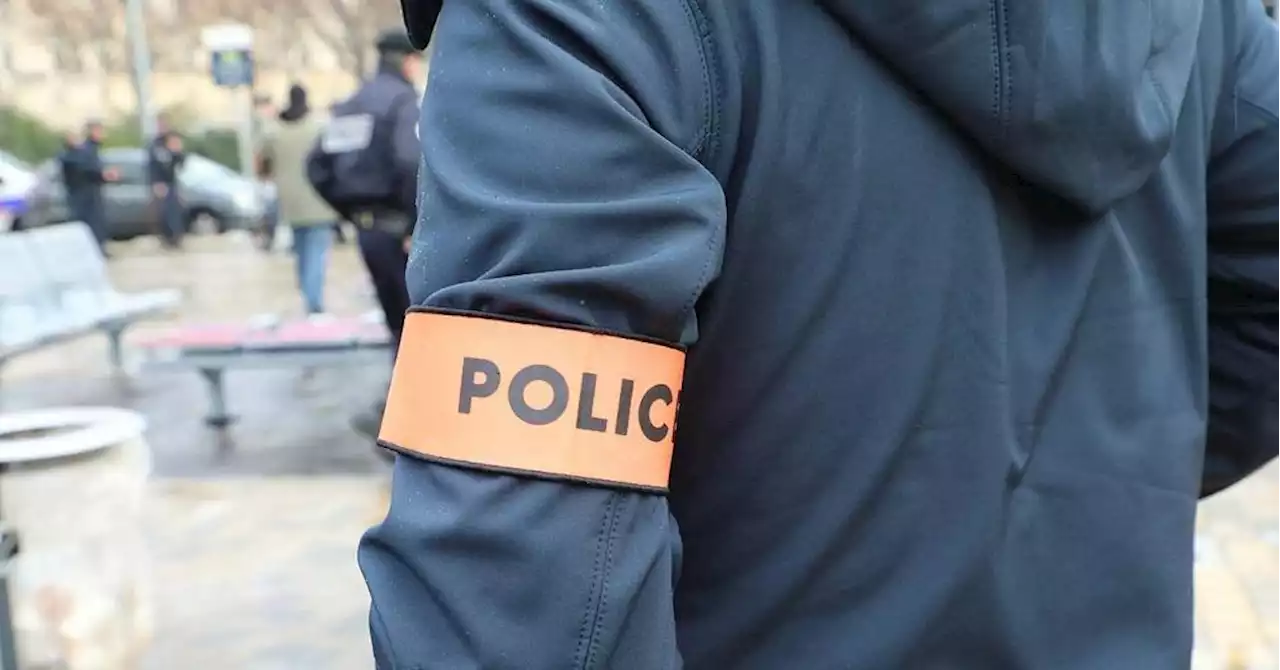 Arles : deux blessés grave et un léger après un choc frontal sur la route des Saintes