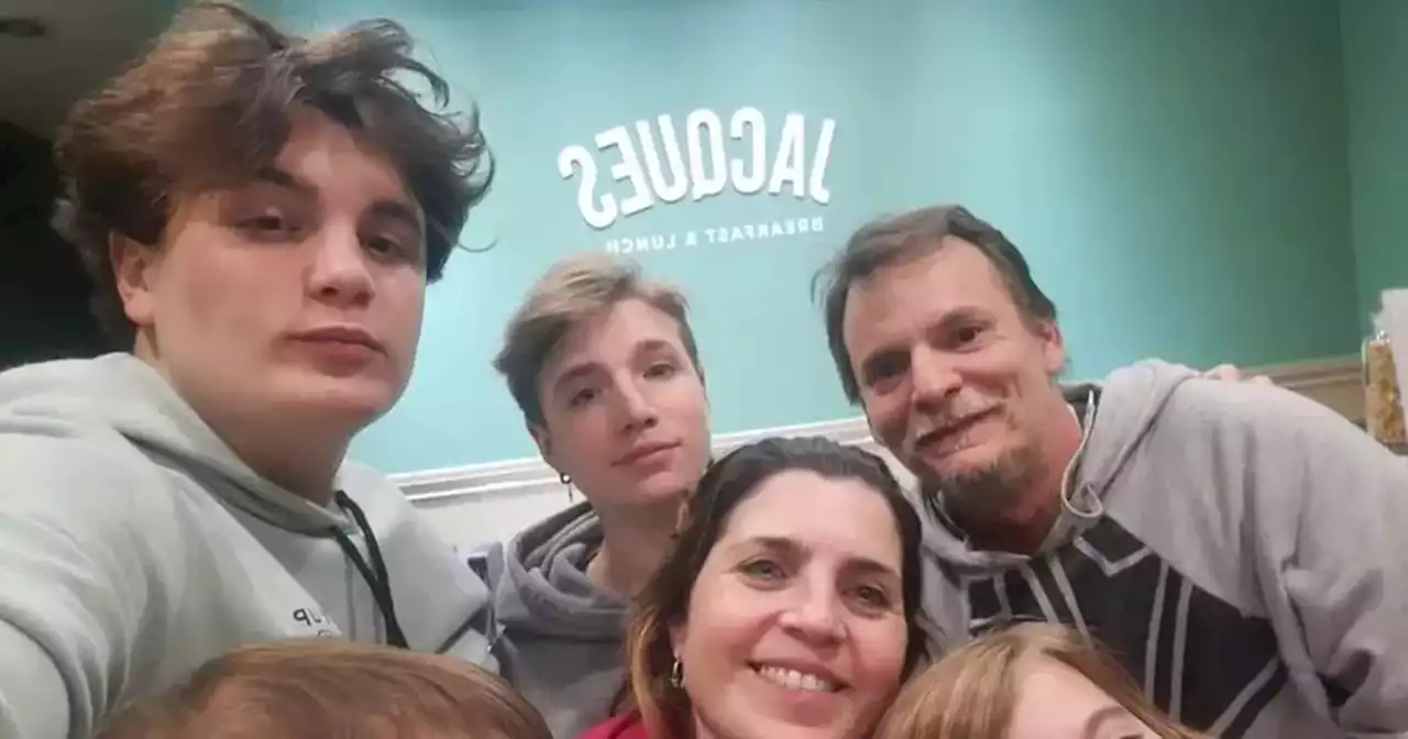 Santiago, el joven récord de Los 8 escalones: cómo lo vive su familia y que hará con el premio | TV | La Voz del Interior