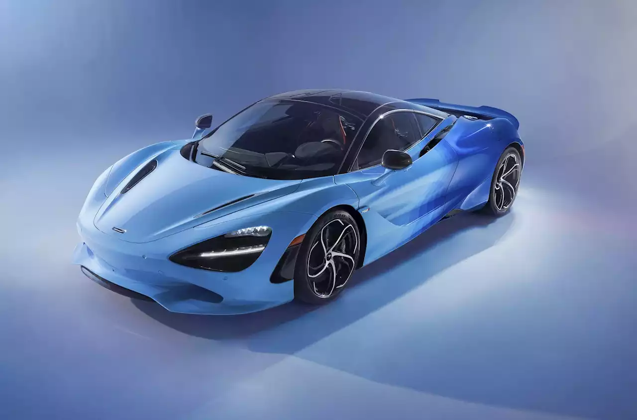 McLaren 750S gets color spectrum-style fade from the factory