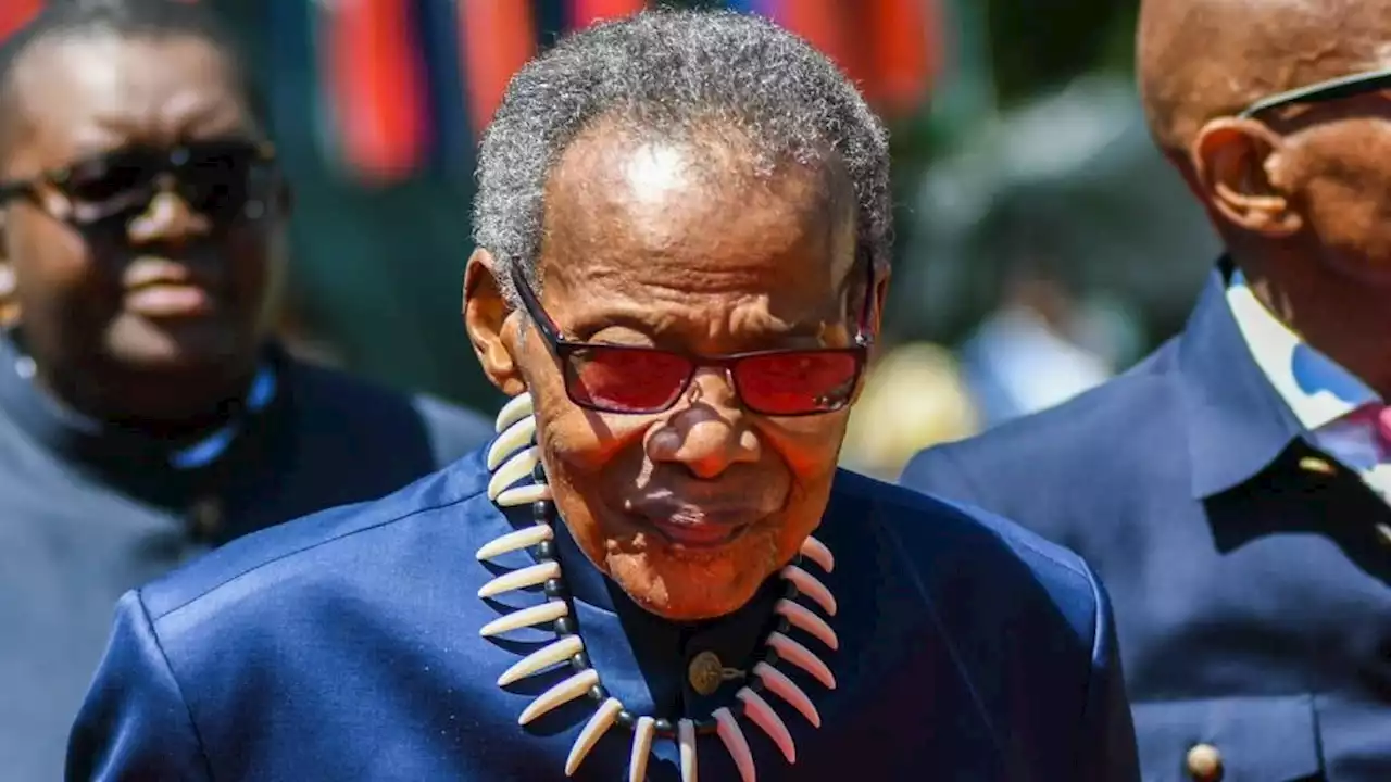 Mangosuthu Buthelezi's health further declines as post-surgery complications set in | News24