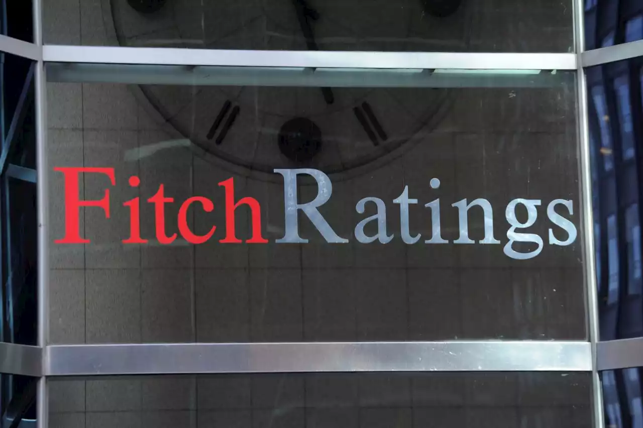 US credit rating downgraded by Fitch, cites mounting debt and political divisions