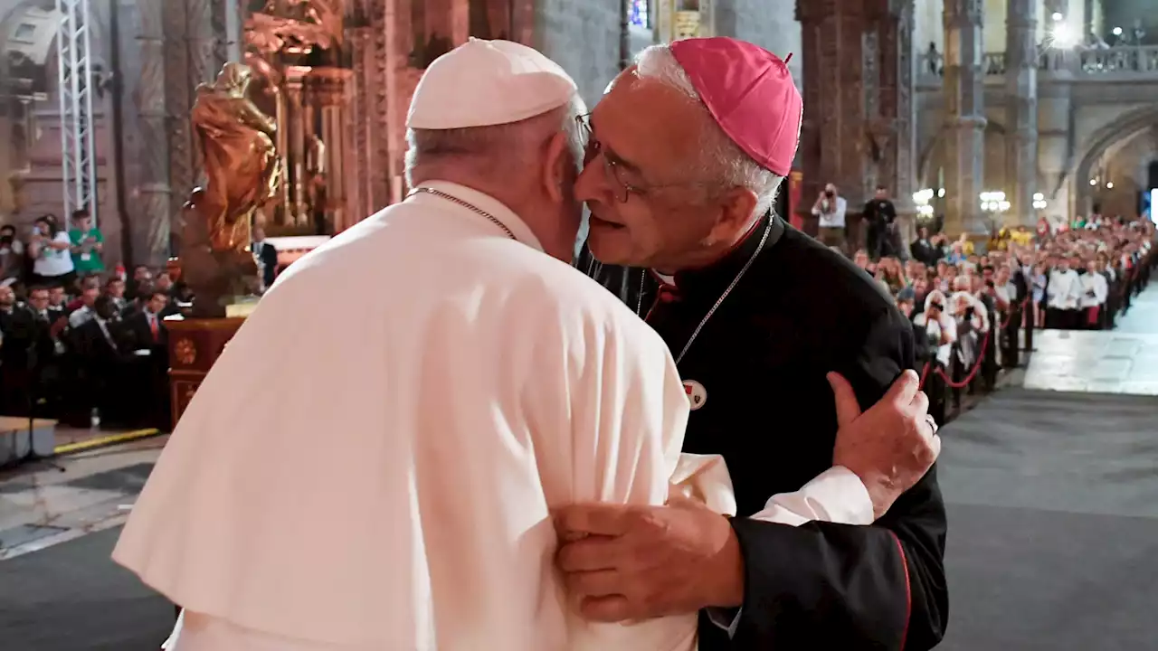 Referências aos abusos na Igreja surgem nos discursos de Francisco e José Ornelas