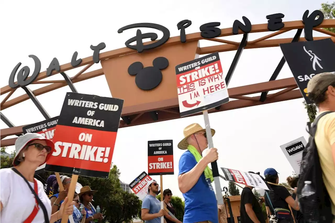 Writers Guild, Hollywood Studios to Potentially Resume Negotiations Amid Ongoing Strikes