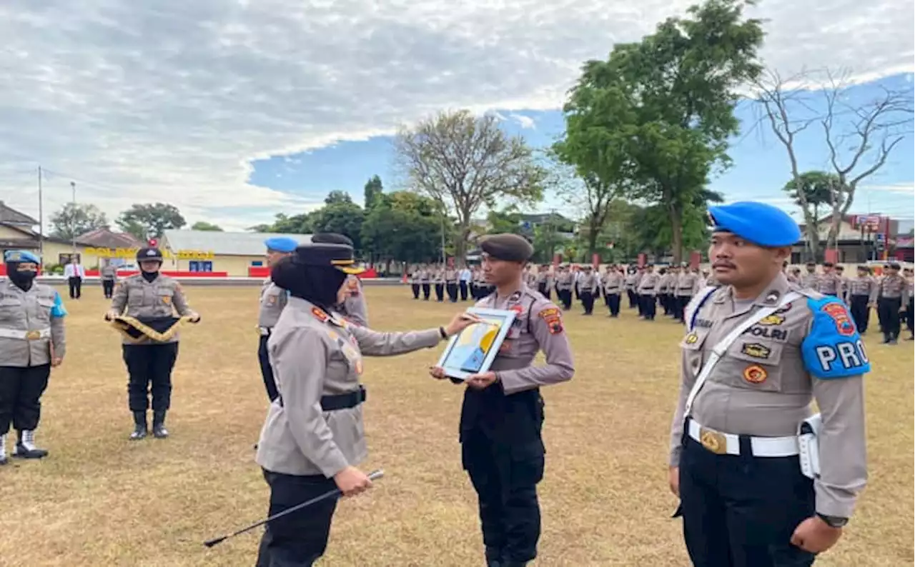 Desersi dan Terlibat Narkoba, 2 Polisi di Salatiga Dipecat