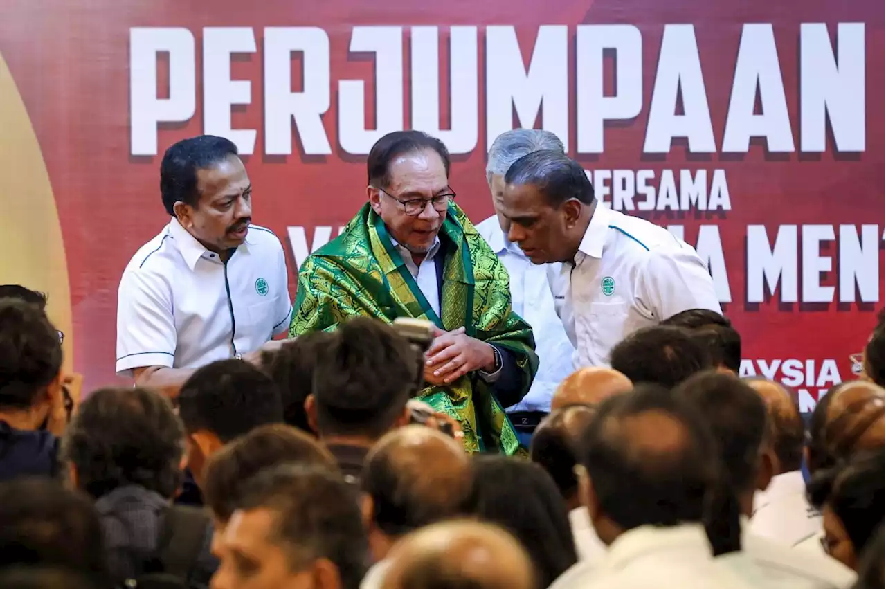 State polls: MIC pledges support for Anwar's leadership, BN-Pakatan candidates