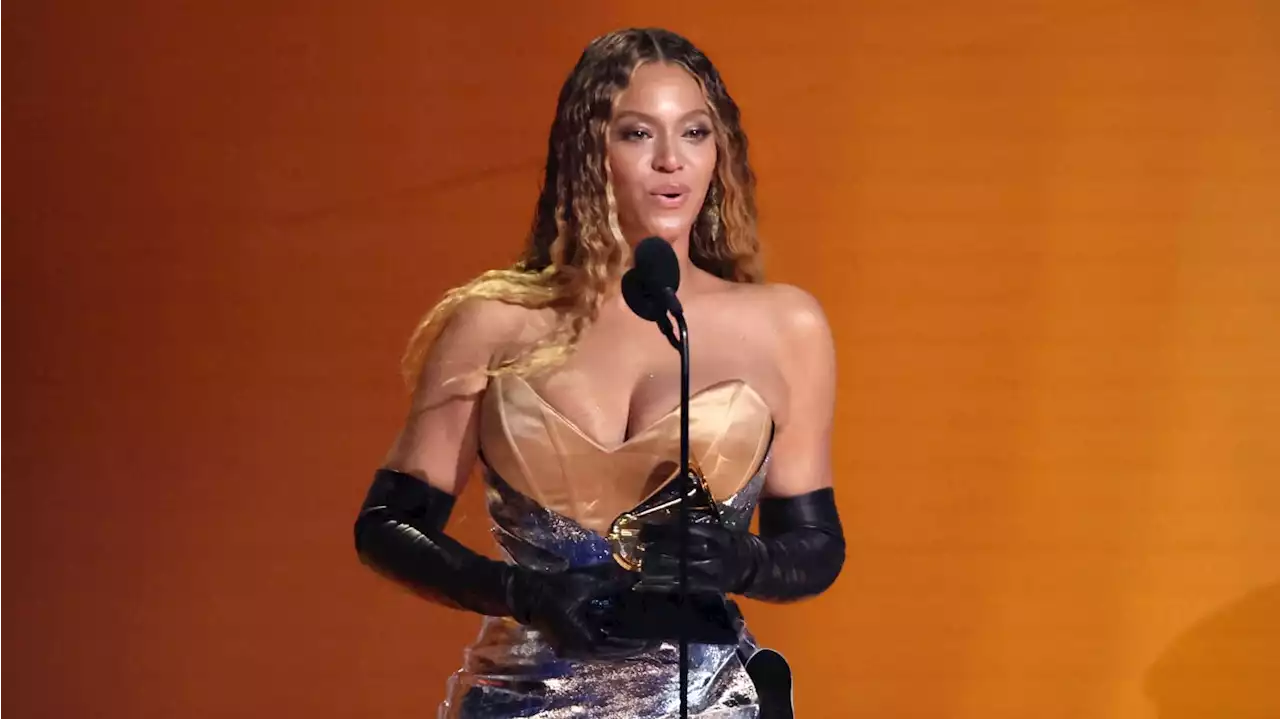 Beyoncé Pays Tribute to Dancer Killed While Voguing to Her Music