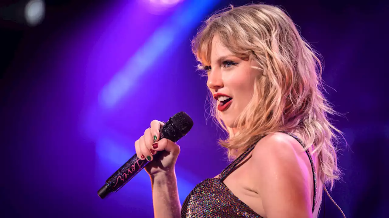 Taylor Swift's Eras Tour truckers received $100k bonuses from the star - Autoblog