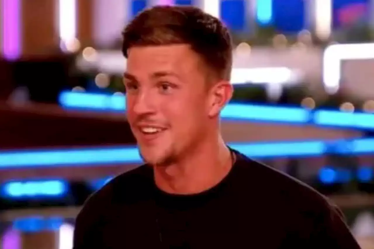 Furious Love Island fans complaint to Ofcom over 900 times as they slam Mitch for 'bullying' islander