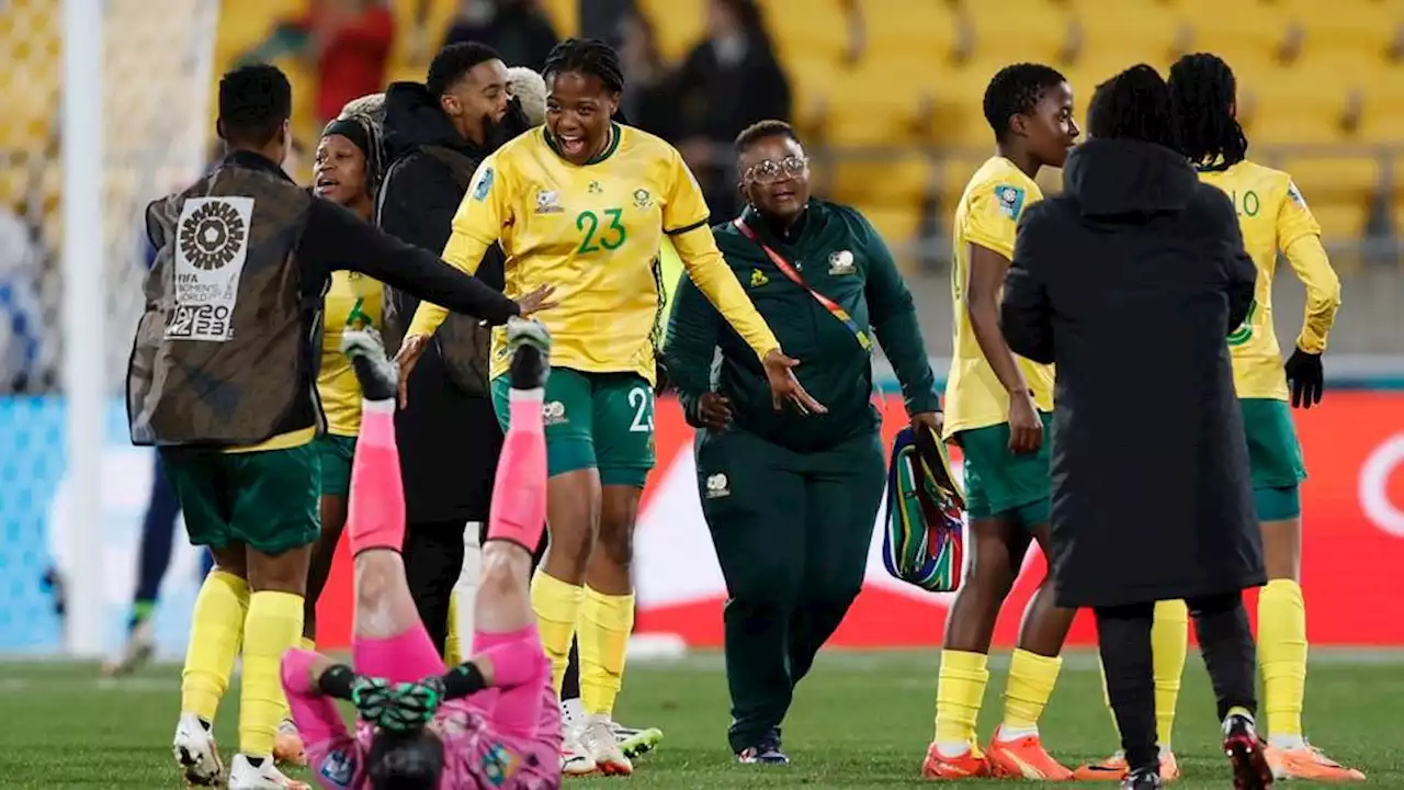 South Africa reach Women's World Cup last 16 for first time, Italy stunned