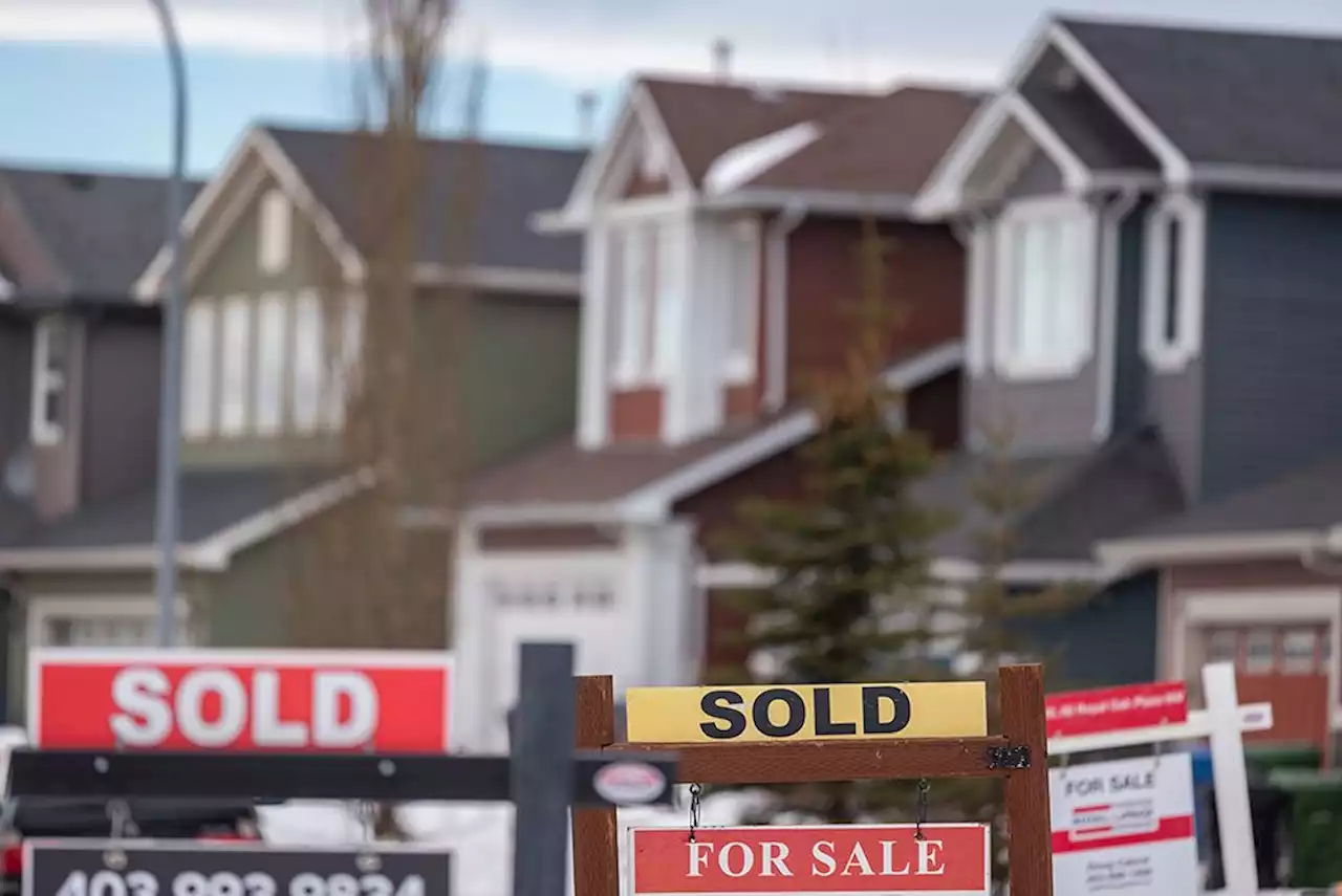 Posthaste: These two cities are now the top-searched spots for real estate in Canada