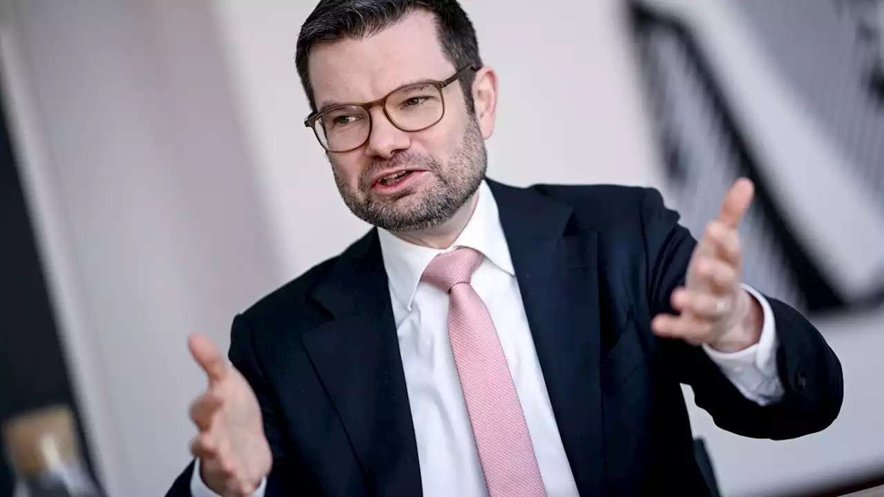 FDP-Minister Marco Buschmann gibt Buchtipp für den Sommer – mit Ampel-Bezug