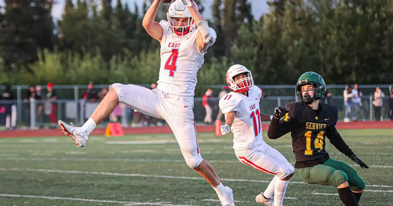 East’s Austin Johnson dominates both sides of the ball in Thunderbirds’ commanding victory over Service