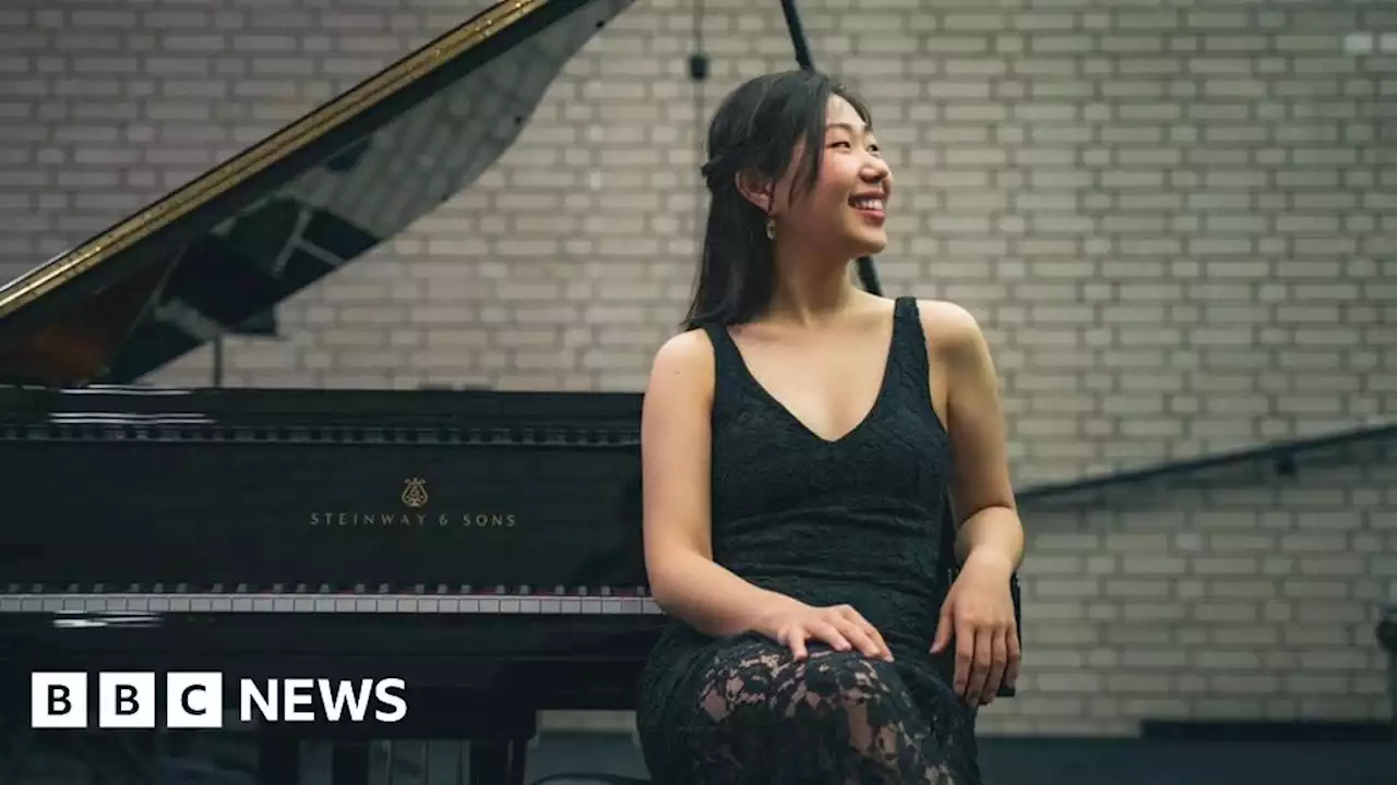 Somerset Pianist Nurry Lee organises Bath concert for MND