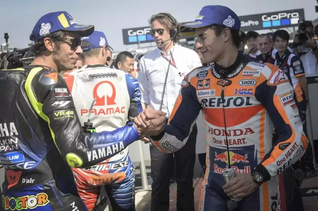 Reaksi Datar Valentino Rossi Saat Ditanya kenapa Marc Marquez Kini Kalah Cepat dari Adiknya Sendiri