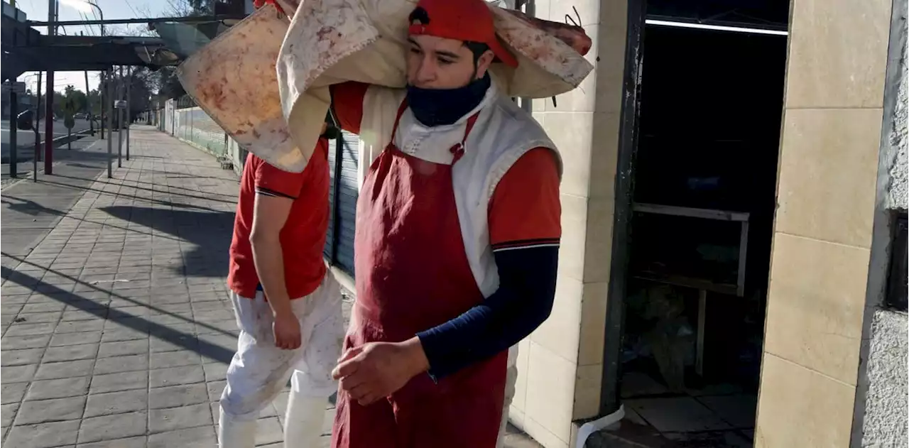 Habló el dueño de la carnicería saqueada en Mendoza: 'Rompieron todo, estoy pensado en cerrar definitivamente'