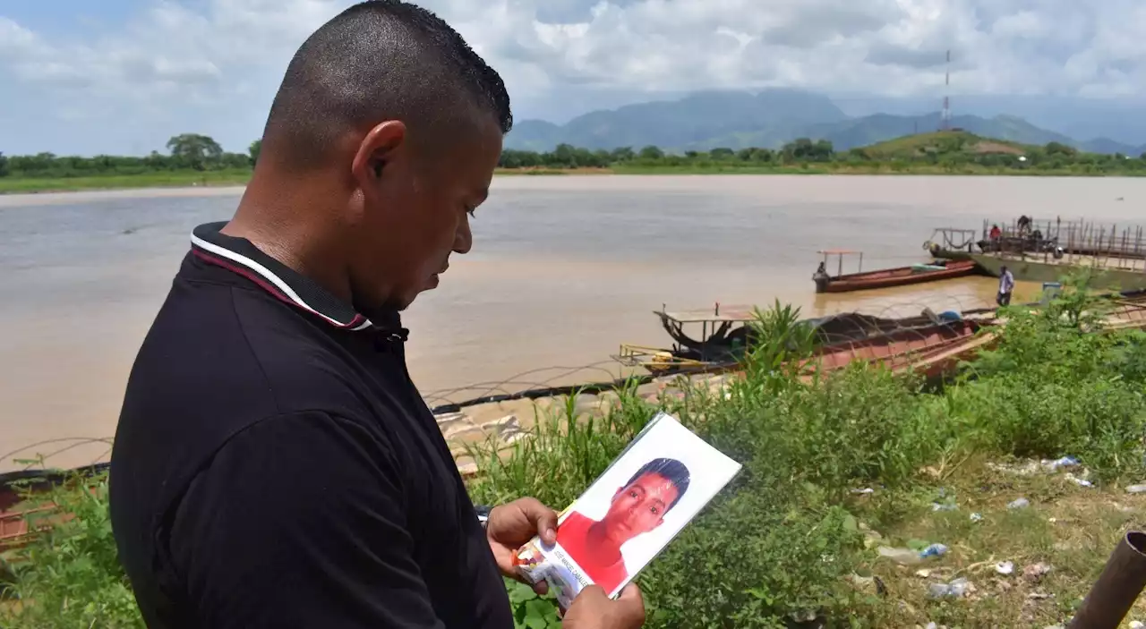 Adonais salió del Ejército cuando ellos le asesinaron a su hermano