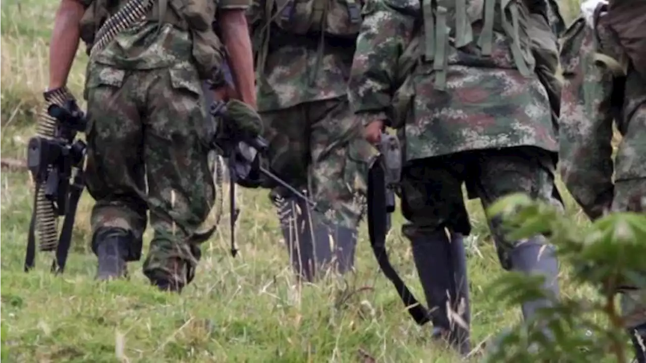 Fuego cruzado entre disidencias de las Farc y Ejército causa terror en Cauca