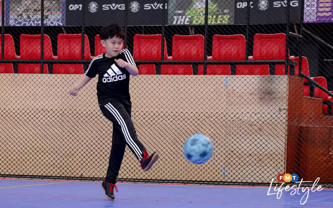 10-year-old breaks national record for fastest football kick