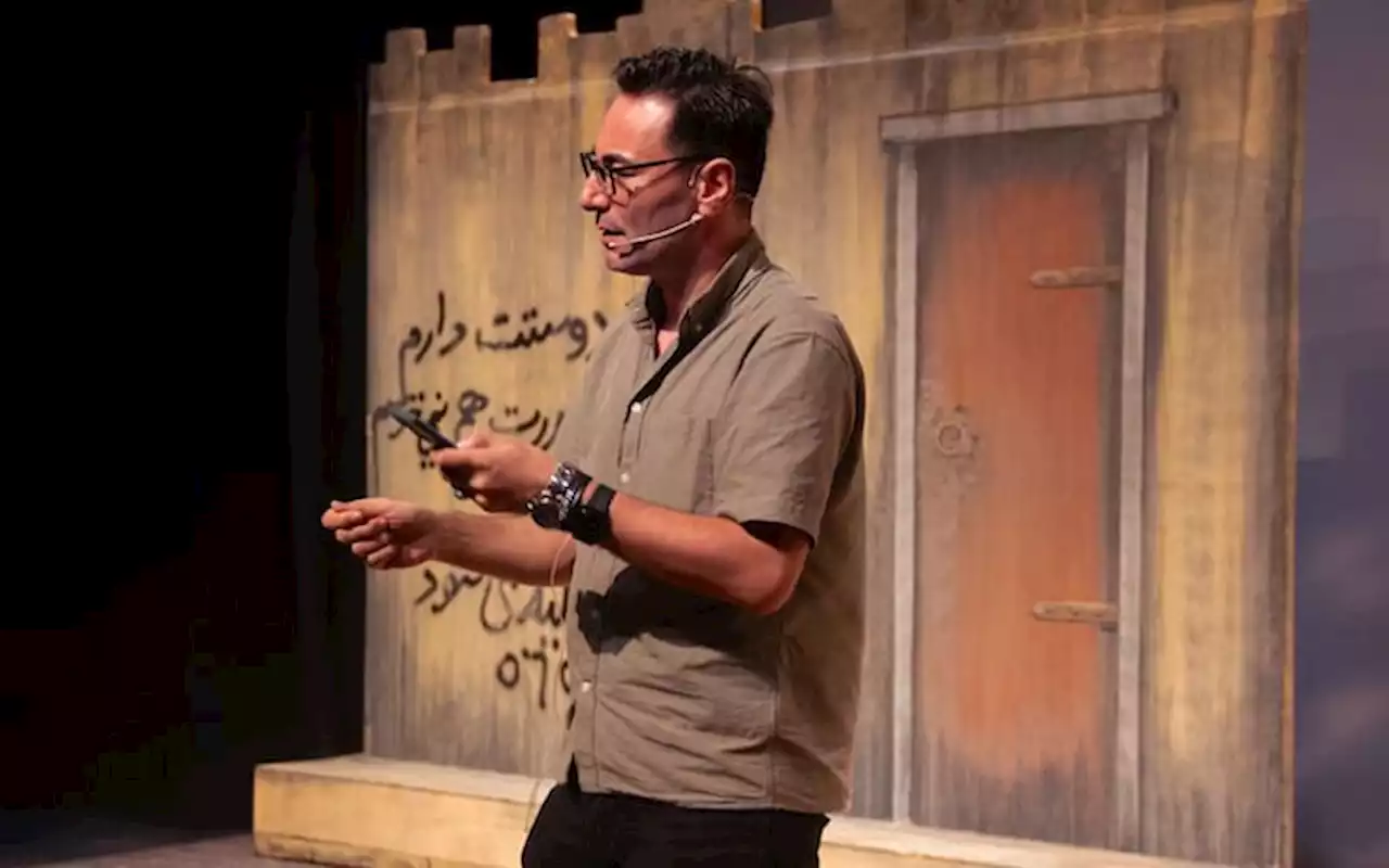 After 7 years in Malaysia, refugee playwright Saleh Sepas leaves for the US