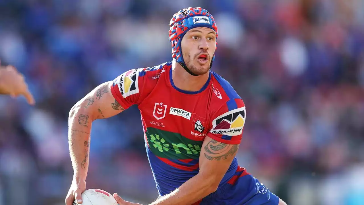 LIVE NRL: Knights and Rabbitohs face off in blockbuster clash with big bearing on finals race