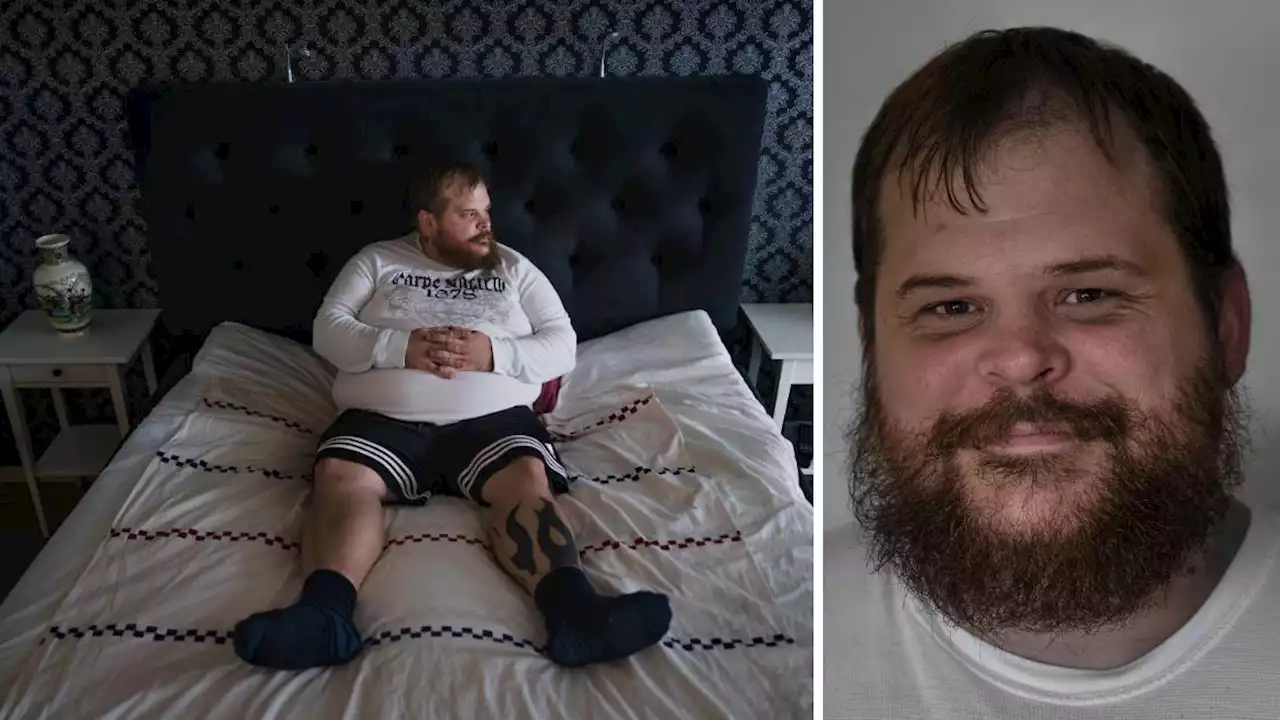 Johan, 37, först ut när hemlösa får egen bostad