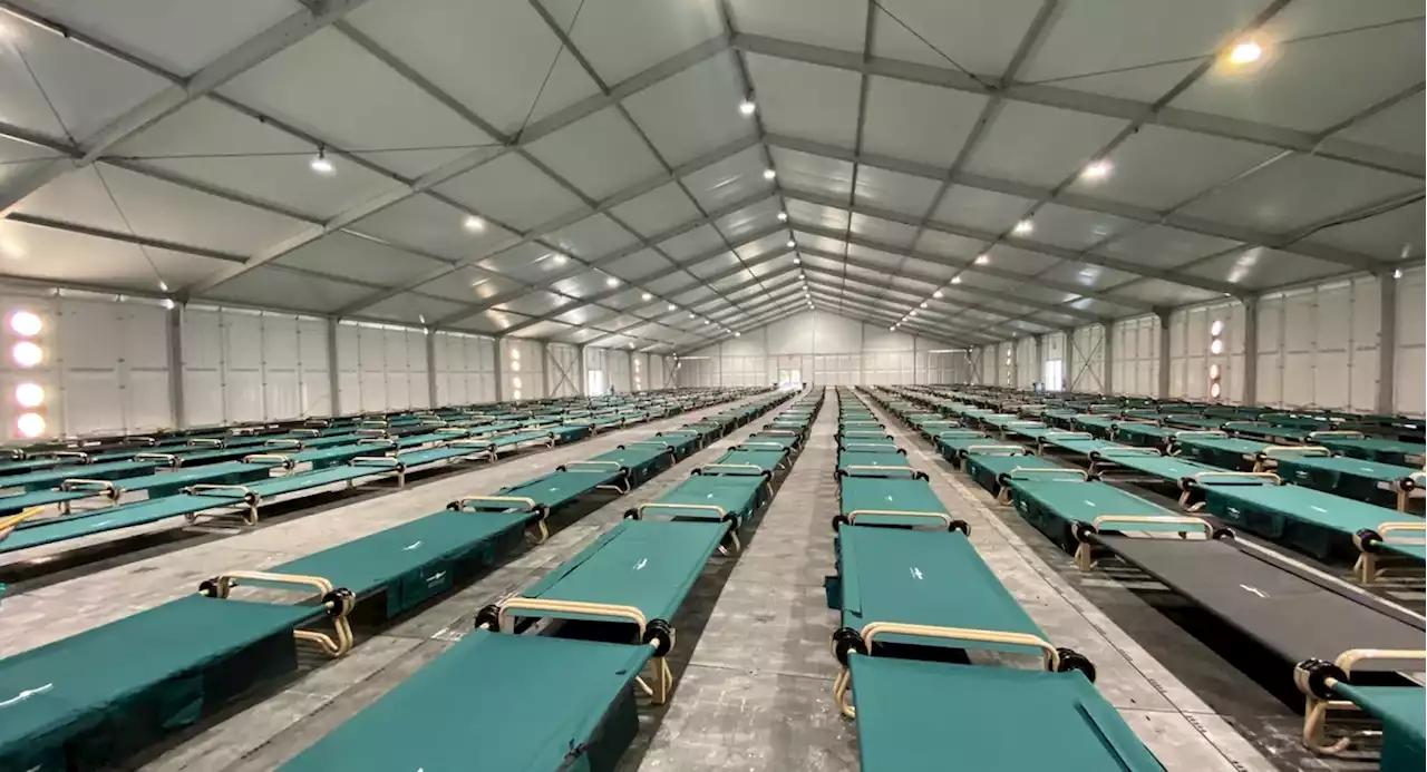 Largest migrant relief center in NYC opens on Randall's Island