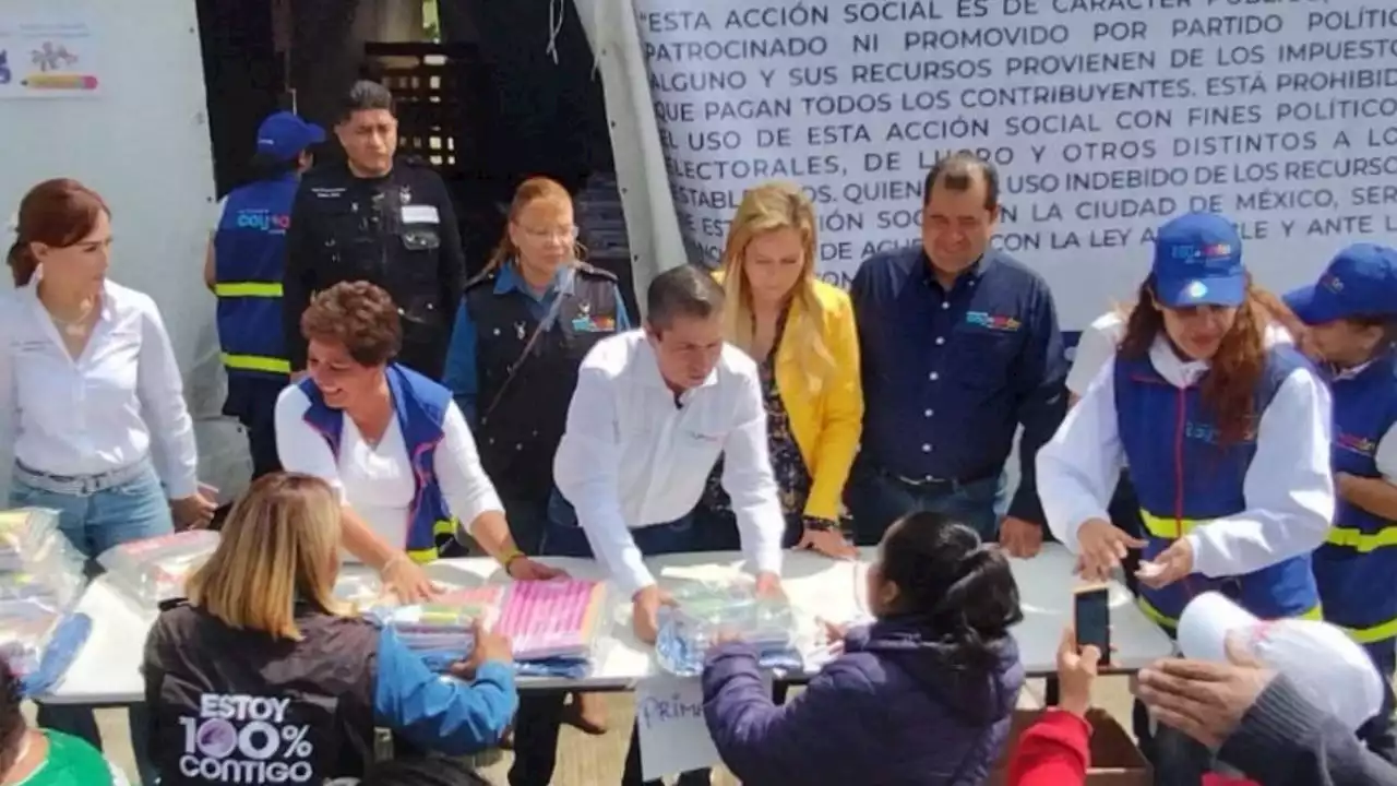 Coyoacán entrega útiles escolares en apoyo a la economía familiar