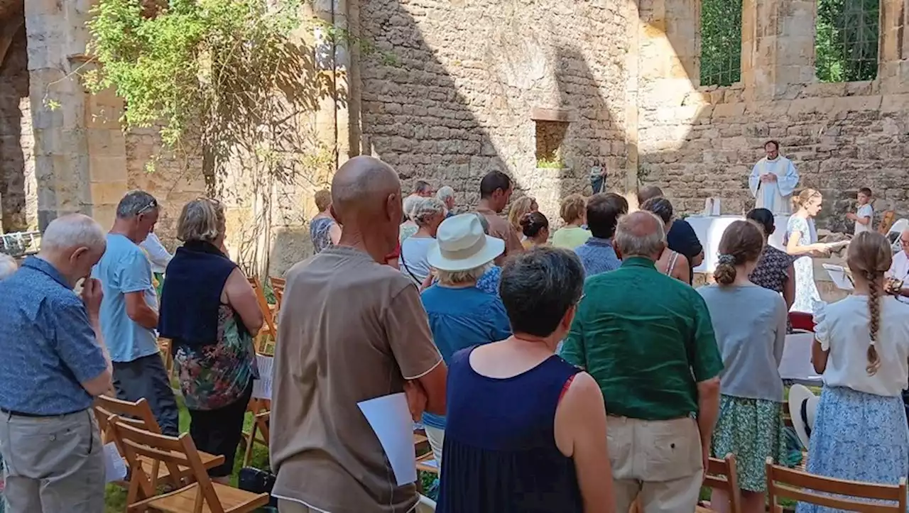 Belle réussite de la messe du 15 août à ciel ouvert à Saint-Martin-le-Vieil