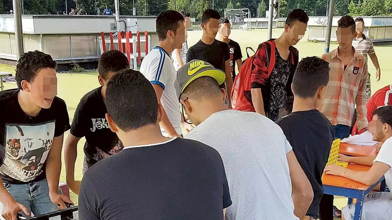 Cremona, fine del modello virtuoso sui migranti: “Qui non c’è più posto per minori soli”