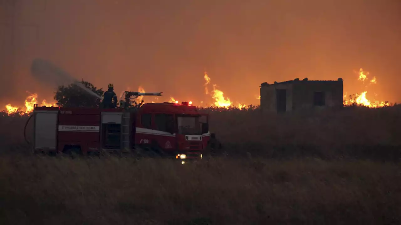 More villages evacuated as wildfire in northern Greece rages for second day