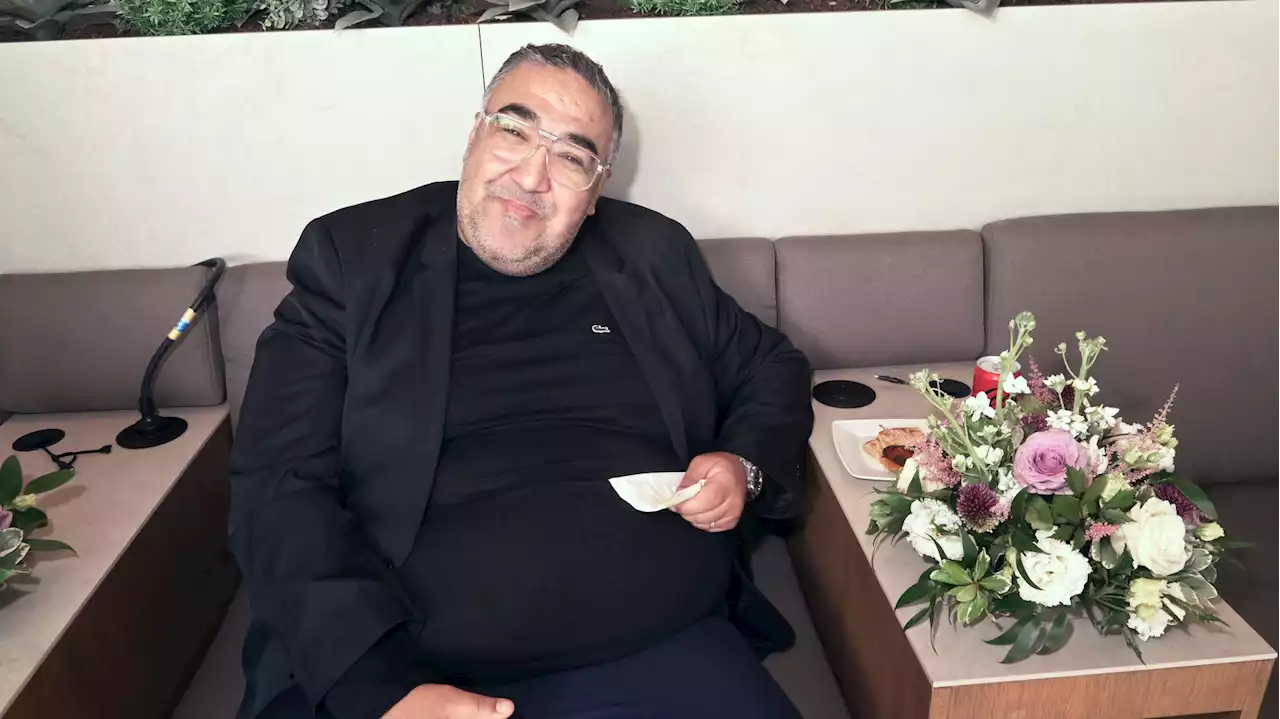 Wahid Bouzidi, humoriste figure du Jamel Comedy Club, est mort d’un AVC à 45 ans