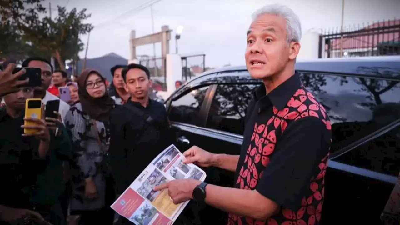 Ganjar Pranowo Tetap Cek Perbaikan Jalan di Brebes Meski Masa Jabatannya Akan Habis