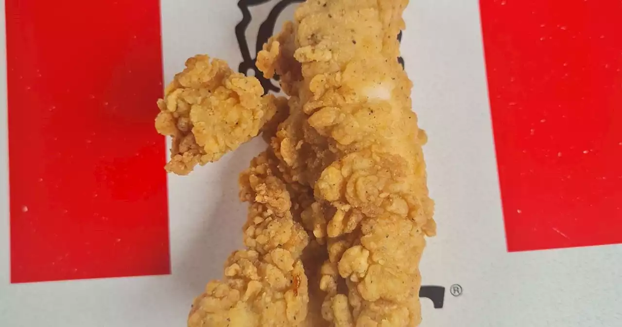 Boy finds piece of KFC chicken exact same shape as UK