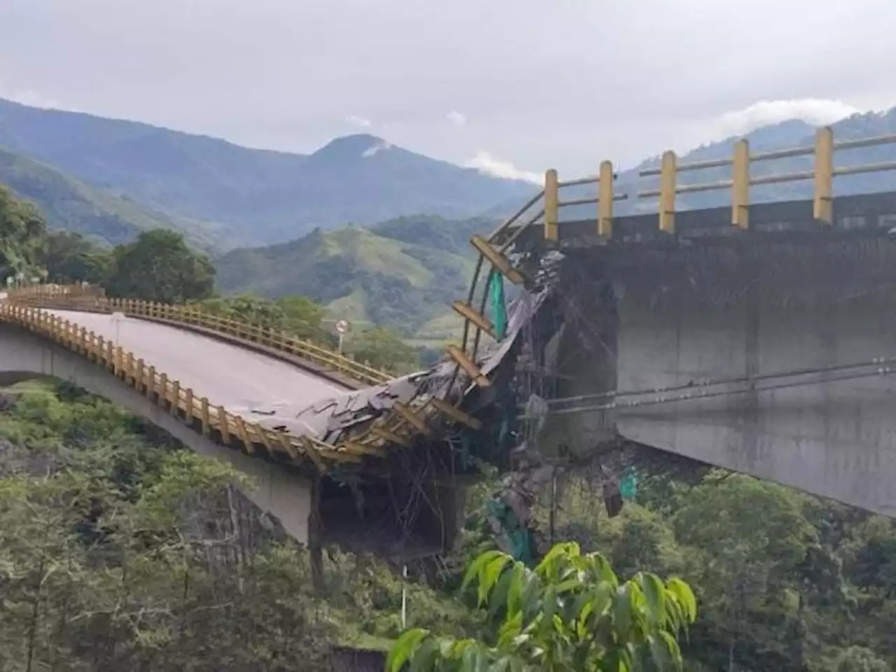 Se cayó puente en carretera alterna al Llano por Boyacá: esto se sabe