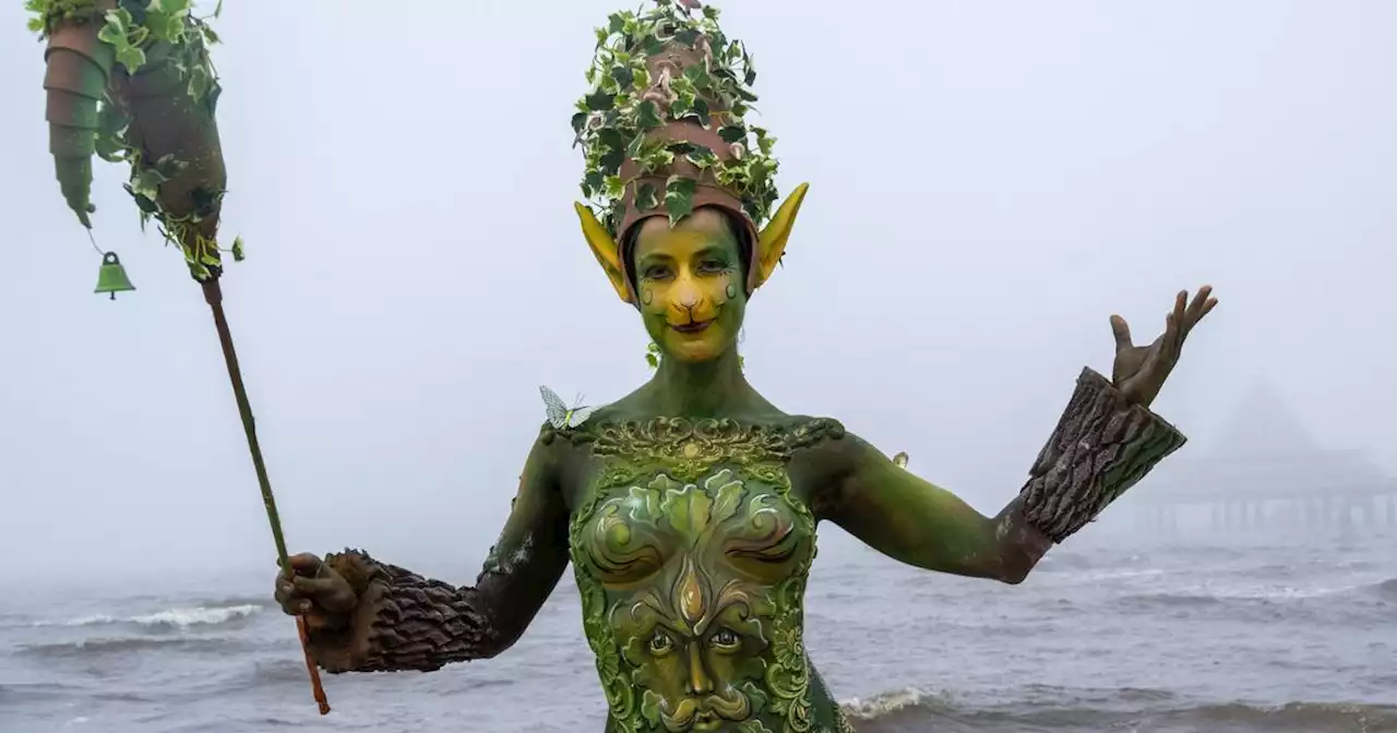 Festival auf Usedom: Die „Waldfee“ des Weltmeisters gewinnt Bodypainting-Wettbewerb