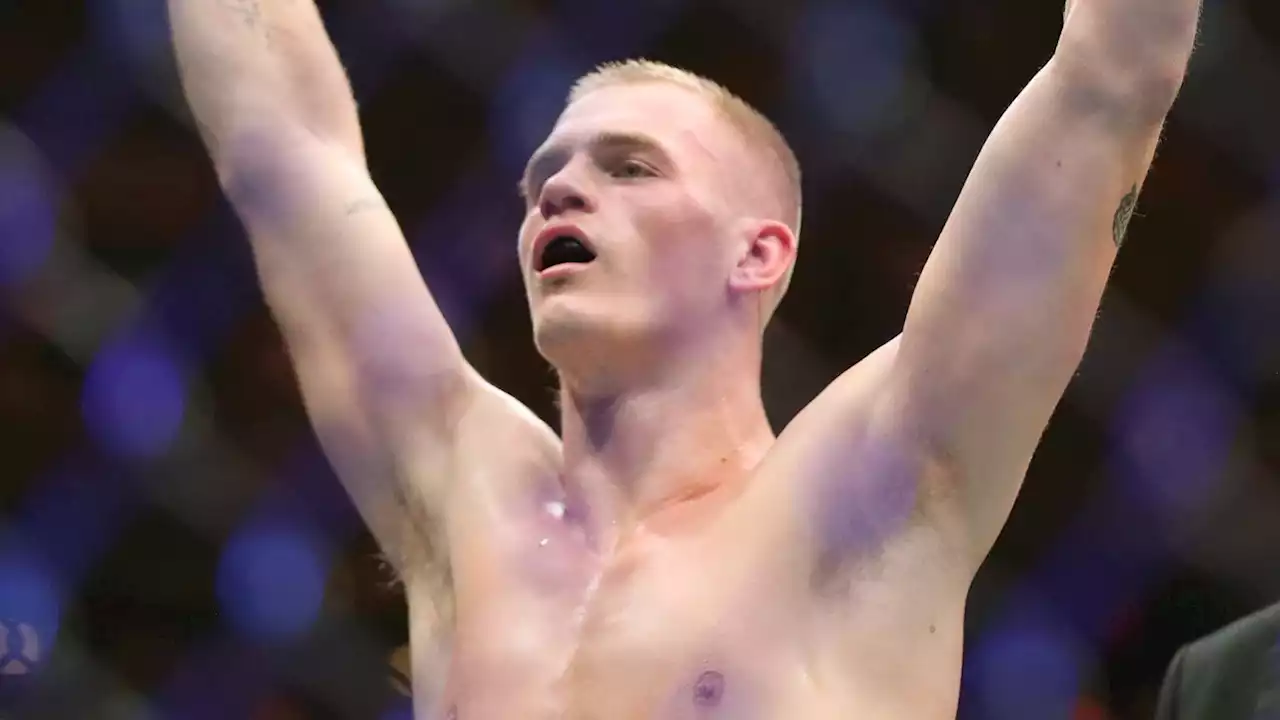 UFC 292: Ireland's Ian Garry stays undefeated with dominant win over Neil Magny in Boston