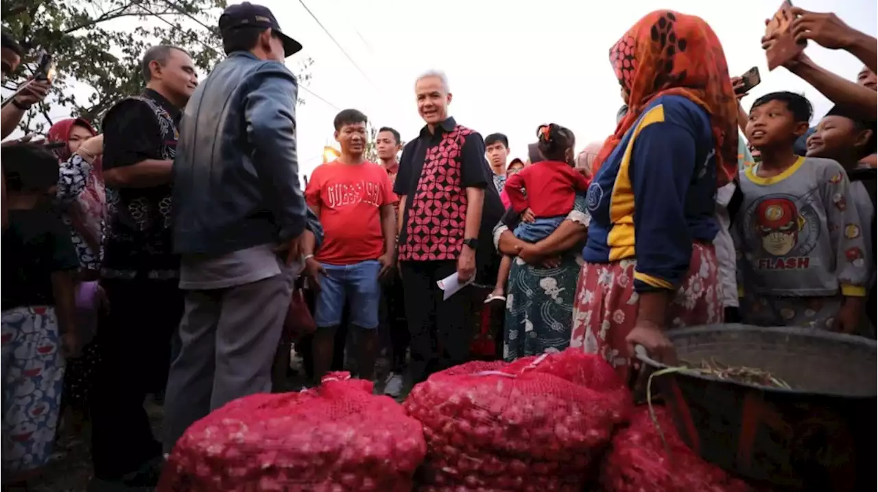 Gulirkan Rp 3,3 Miliar, Ganjar Resmikan Pasar Bawang Sengon di Brebes Pasca Revitalisasi