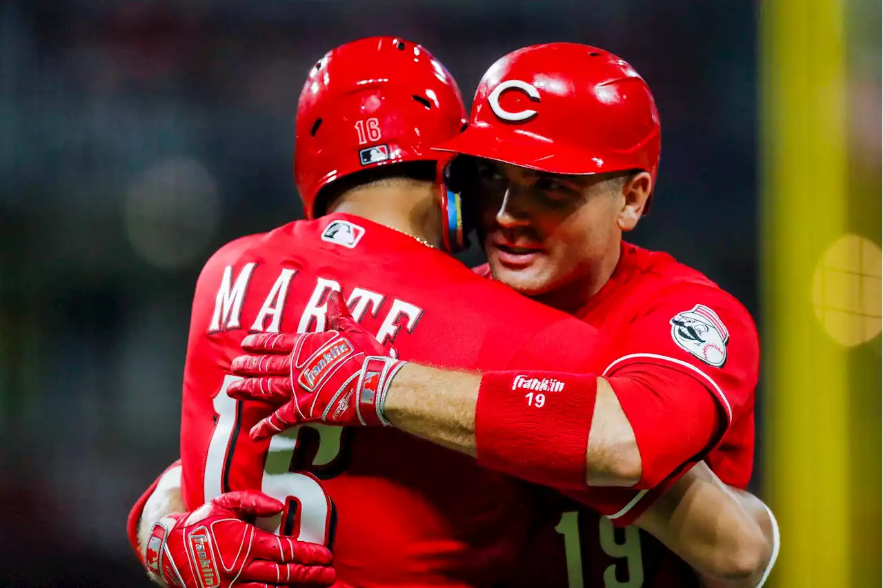 Reds' Noelvi Marte makes his mark as a pinch runner in highly-anticipated debut