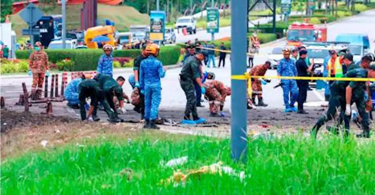 Nahas pesawat: Polis rakam keterangan tiga pemilik kamera papan pemuka