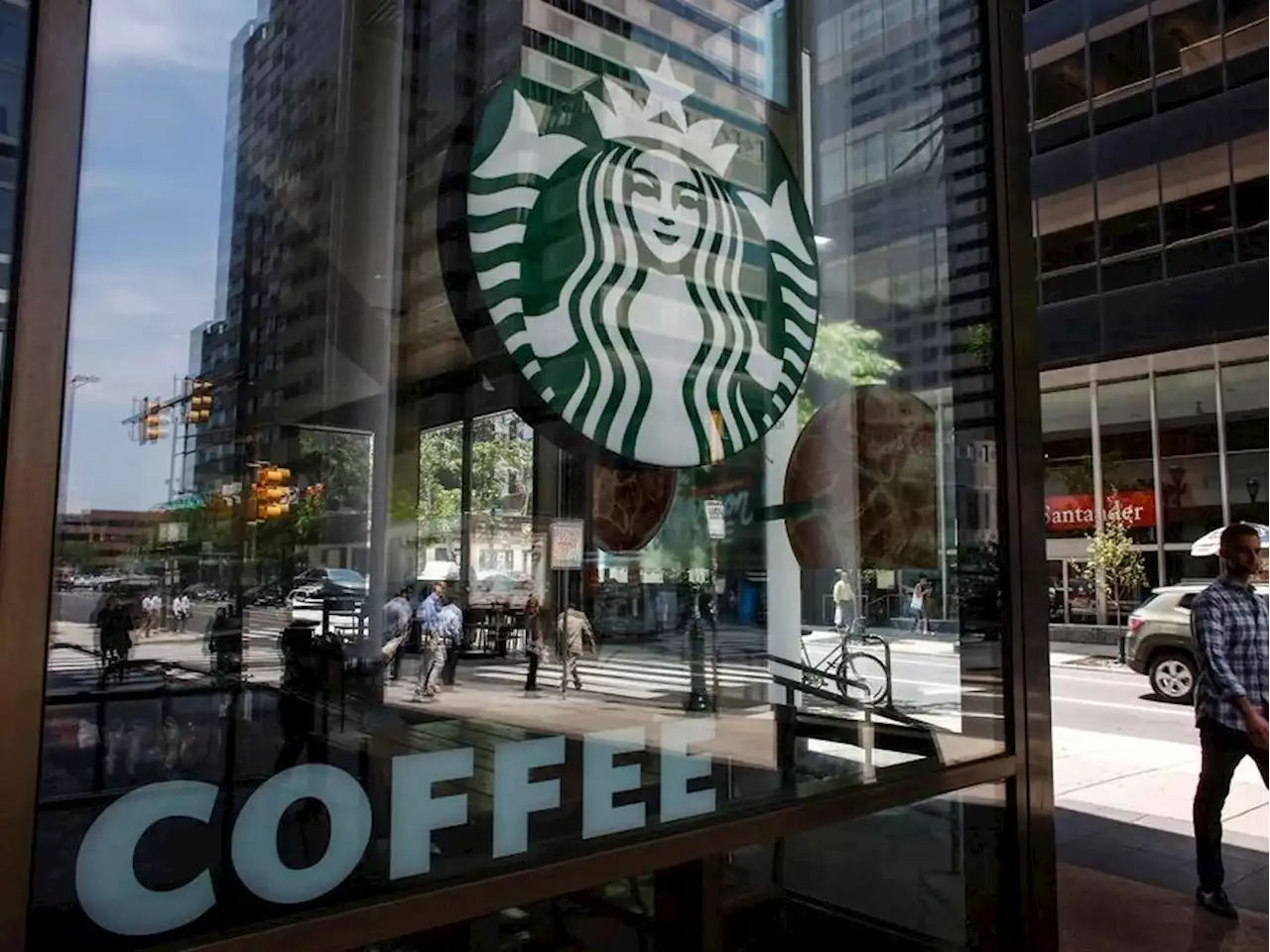 Starbucks told to pay $2.7M more to ex-manager awarded $25.6M over firing