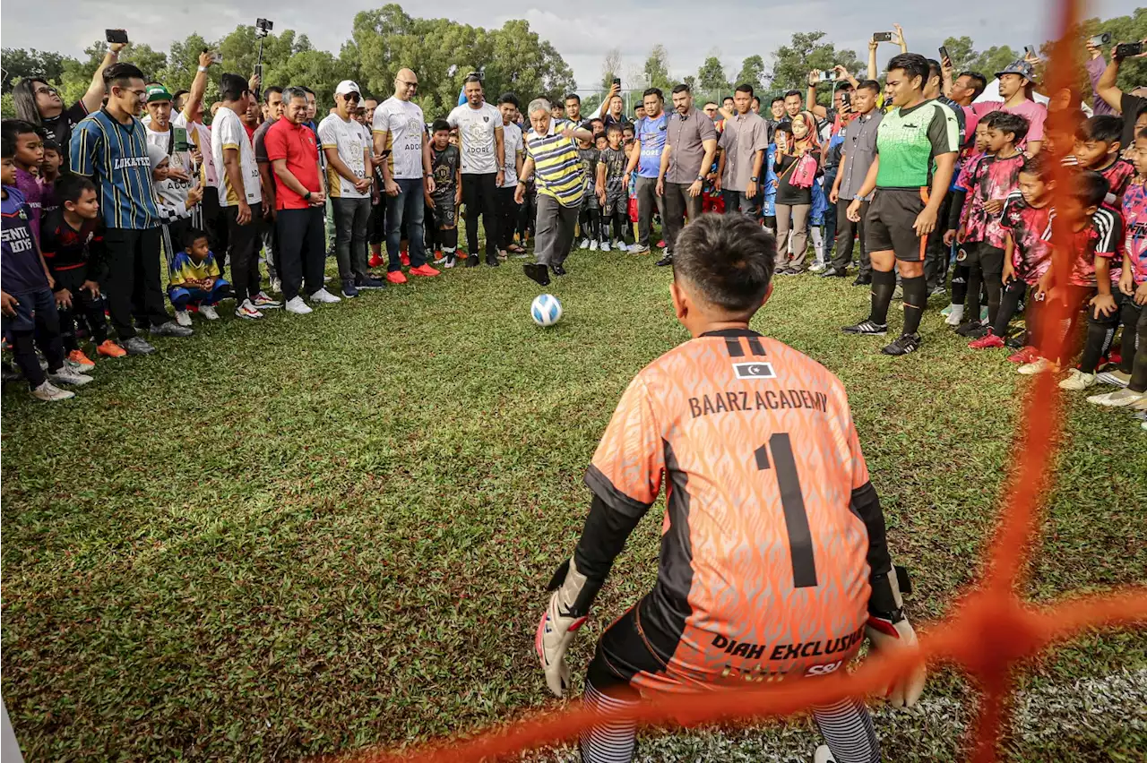 Kerajaan pertimbang biasiswa kepada atlet sukan sekolah, IPT