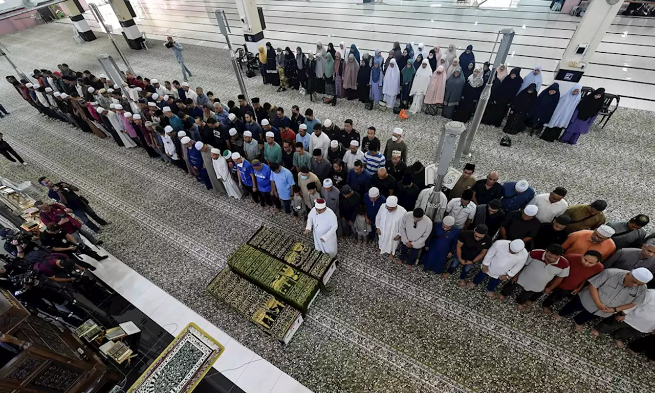 Nahas pesawat: Sembilan jenazah selesai disolatkan