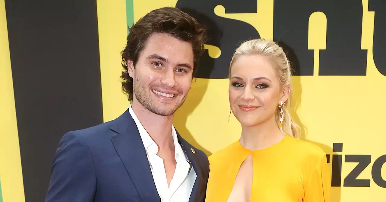 Kelsea Ballerini Shares Black Dress She Wore on 1st Chase Stokes Dates