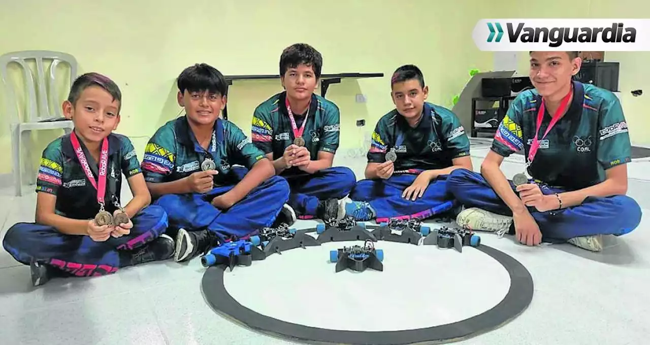 Robots diseñados por niños de Santander son de clase mundial